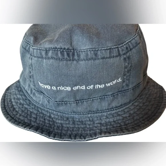 RARE Vintage 2001 Evolution Movie Promo Alien Smiley Face Bucket Hat XL - Picture 6 of 8